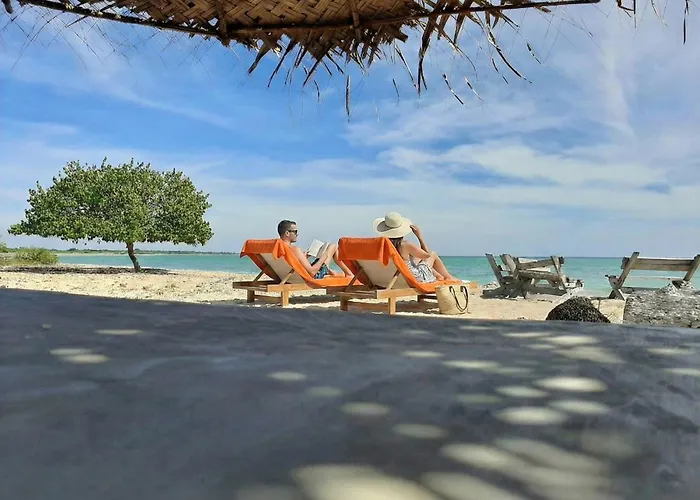 Giman Free Beach Resort Pasikuda