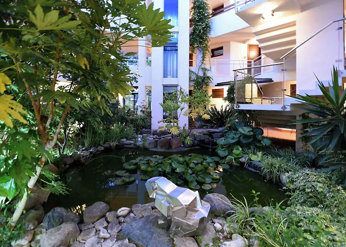 Hotel La Roya