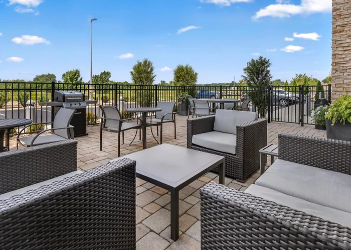 Holiday Inn Express & Suites Findlay North By Ihg