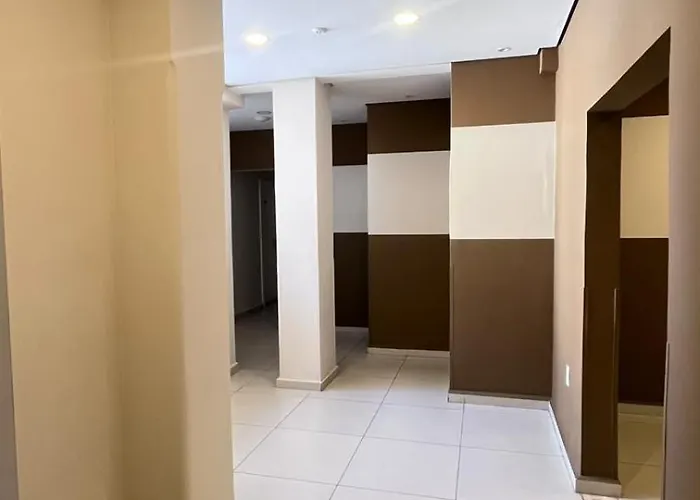 Hotel Salomão - Próximo a 25 de Março, Bom Retiro, Brás e Rua Santa Efigênia, a 2 minutos do Mirante Sampa Sky e pista de Skate Anhangabaú