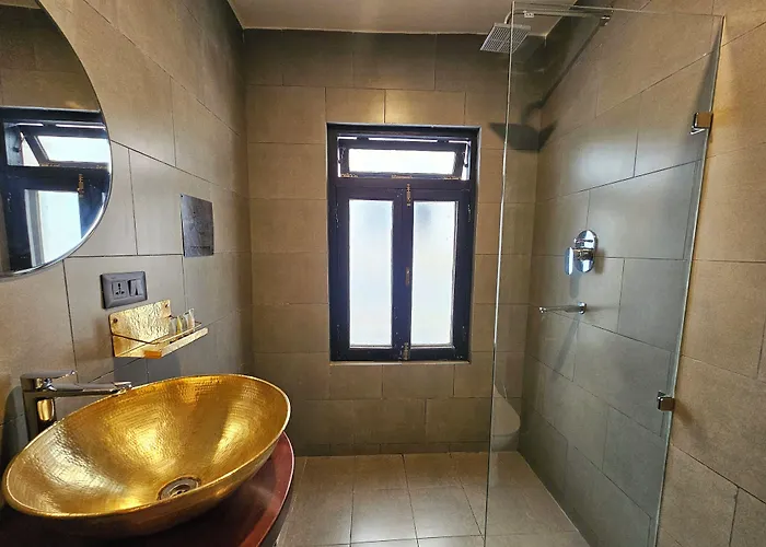 Swarga Heritage Hotel - A Traditional Stay
