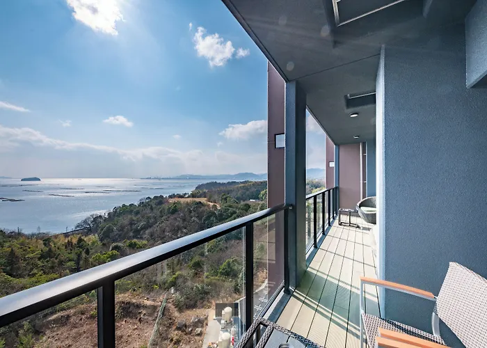 Livemax Resort Miyahama Ocean View