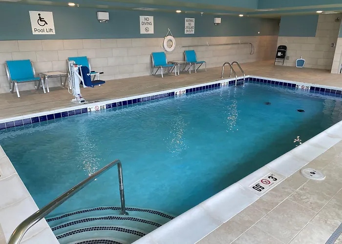 Holiday Inn Express & Suites - Union City By Ihg