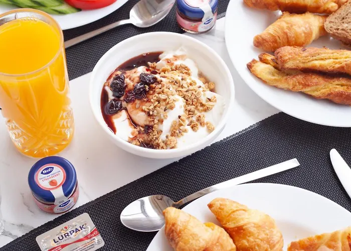 Evripides Hotel
