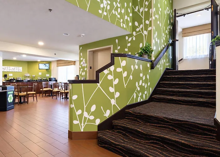 The Douillet By Demeure Hotels
