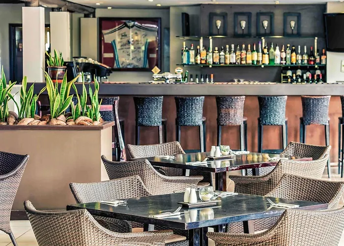 Mercure Nadi