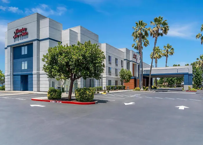 Hampton Inn & Suites Lathrop