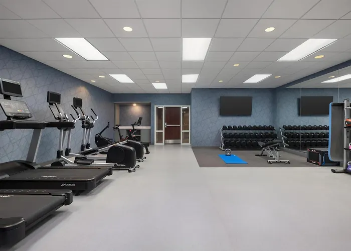 Homewood Suites By Hilton Fresno