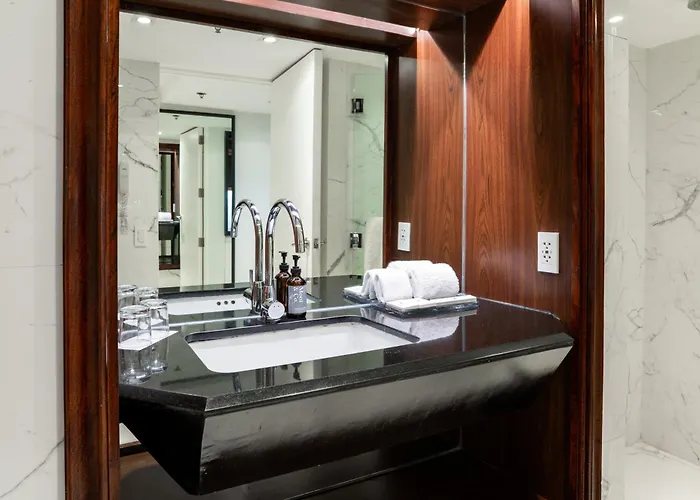 The Picasso Boutique Serviced Residences Managed By Hii