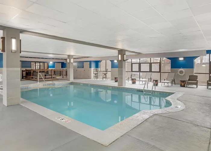 Hampton Inn & Suites Augusta West