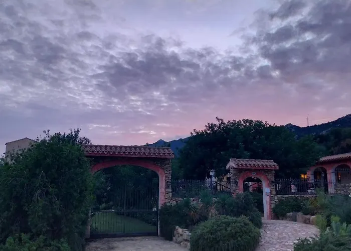 Hotel La Corte Rosada