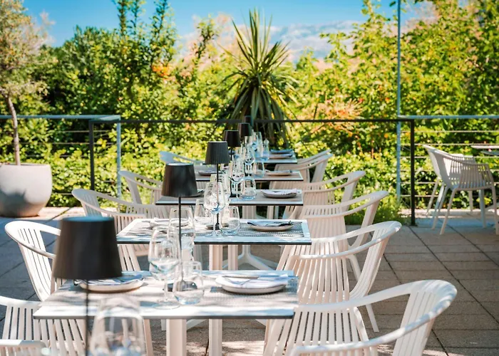 Hotel Osam - Adults Only