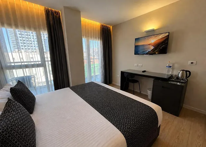 Abratel Suites Hotel