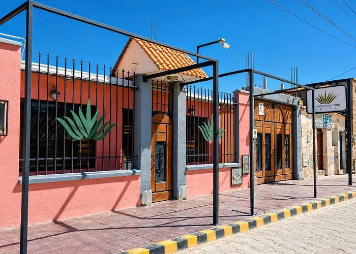 Las Tholas Hotel