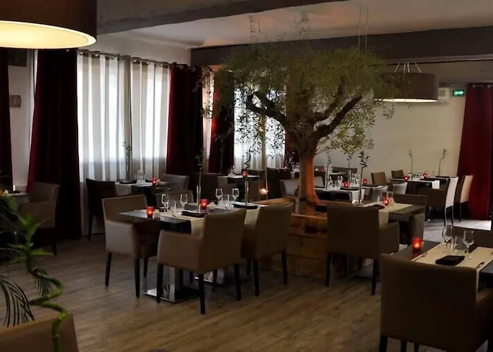 Logis Hotel & Restaurant L'Etape Bouc Bel Air - Gardanne