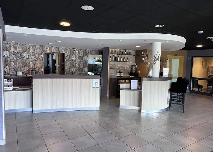 Brit Hotel Vannes - Theix Golfe Du Morbihan