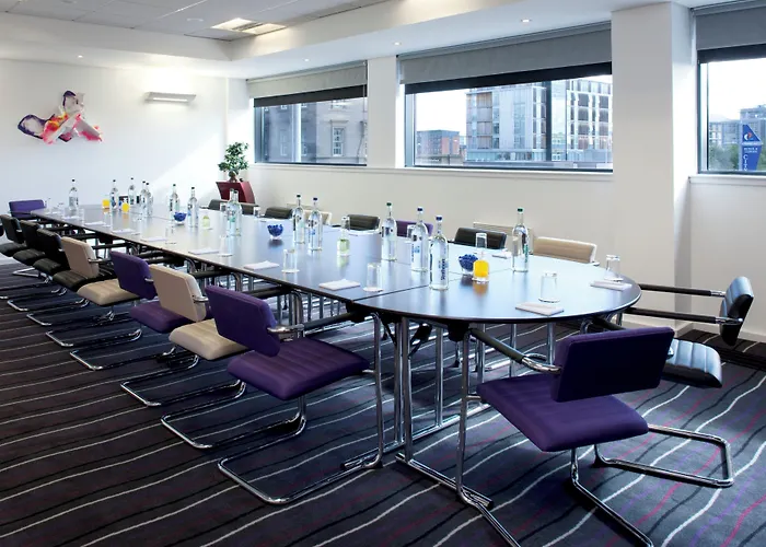 Holiday Inn Express Dundee By Ihg