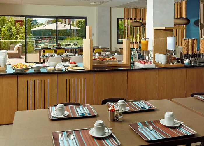 Holiday Inn Express Toulouse Airport By Ihg