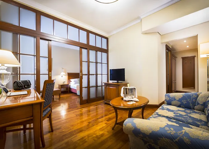 Best Western Premier Hotel Astoria