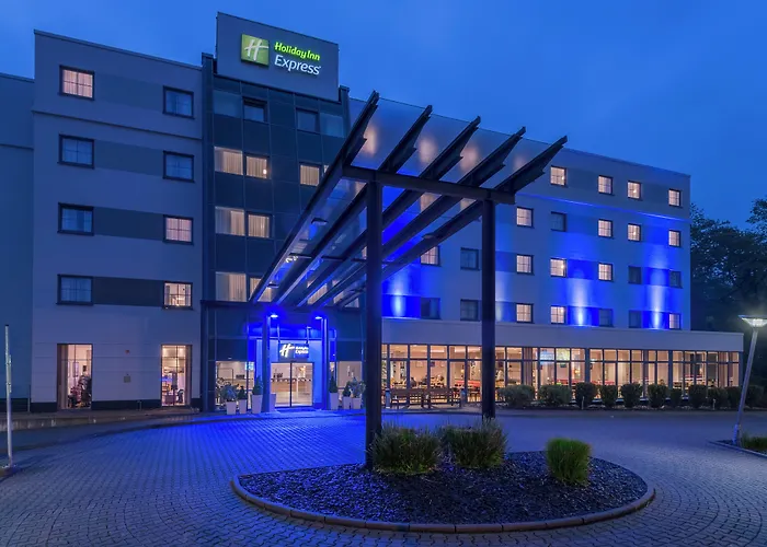 Holiday Inn Express Frankfurt Airport By Ihg