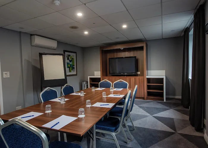 Holiday Inn Express Canterbury By Ihg