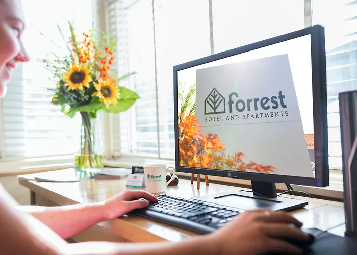 Forrest Hotel & Apartments