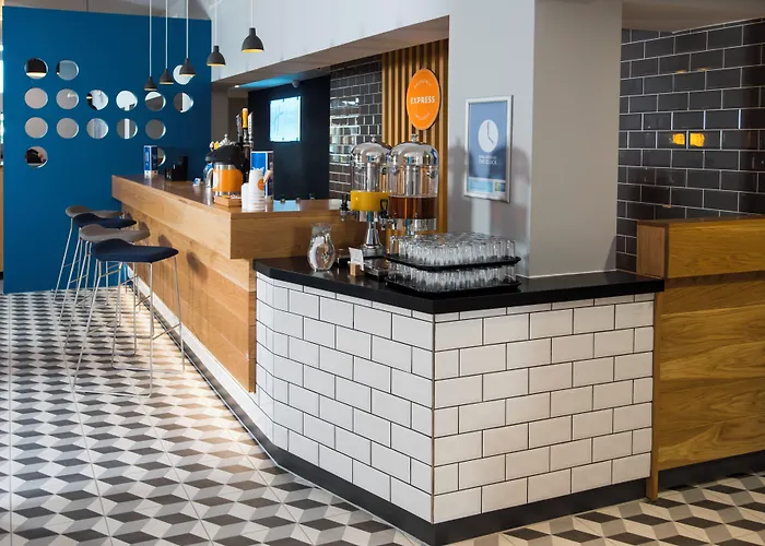 Holiday Inn Express Portsmouth - North By Ihg