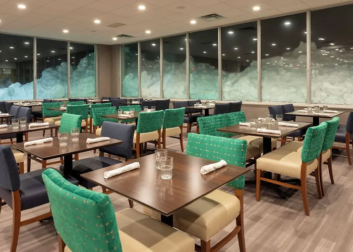 Holiday Inn Marquette By Ihg