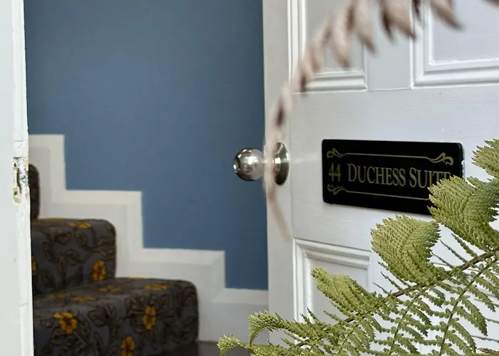 Prince'S Gate Hotel