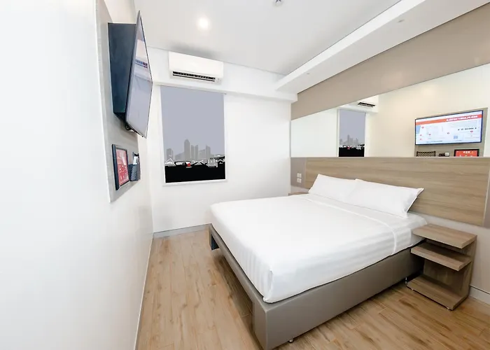 Red Planet Bgc The Fort