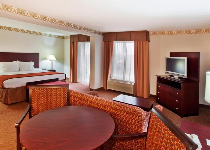 Holiday Inn Express Atlanta W