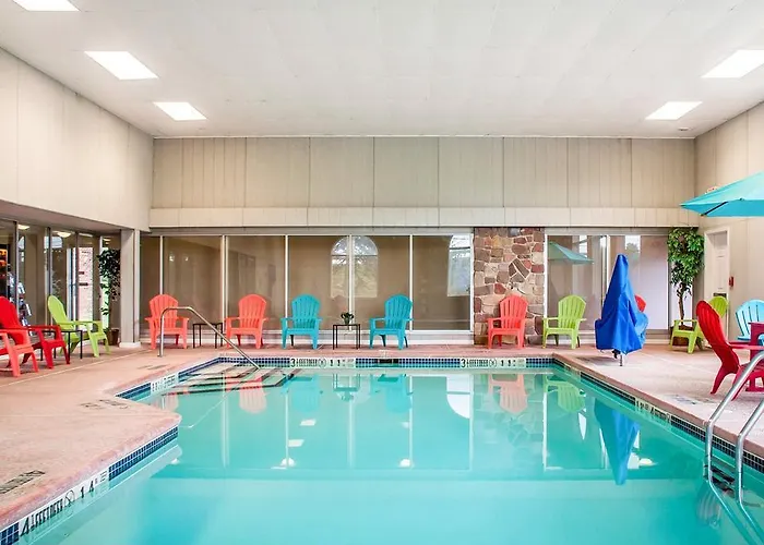Clarion Hotel Buffalo Airport