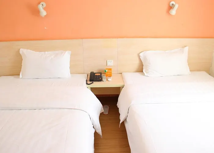 Iu Hotel Zhanjiang Guomao City Square