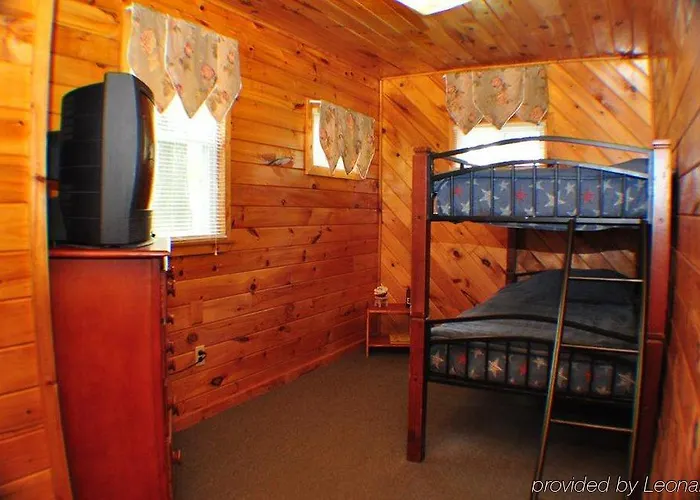 Valley Brook Inn And Cottages