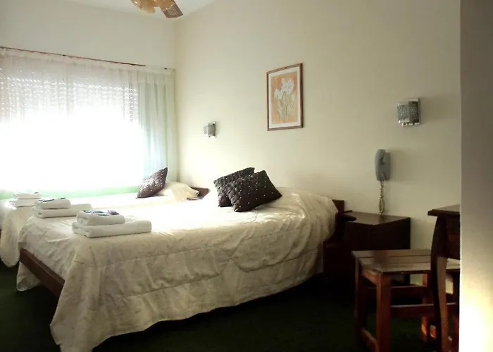 Dino'S Hotel
