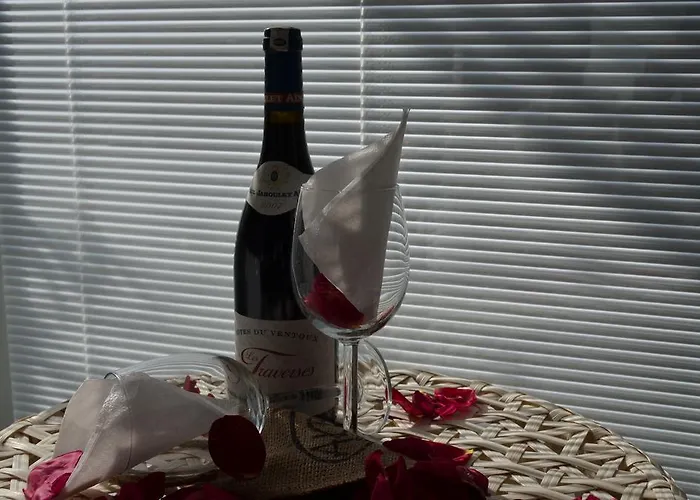 Club Cherry Hotel & Family Suites