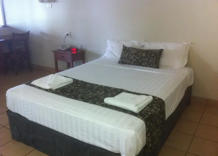 Black Nugget Hotel