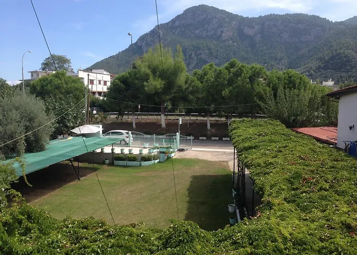 Nana Hotel