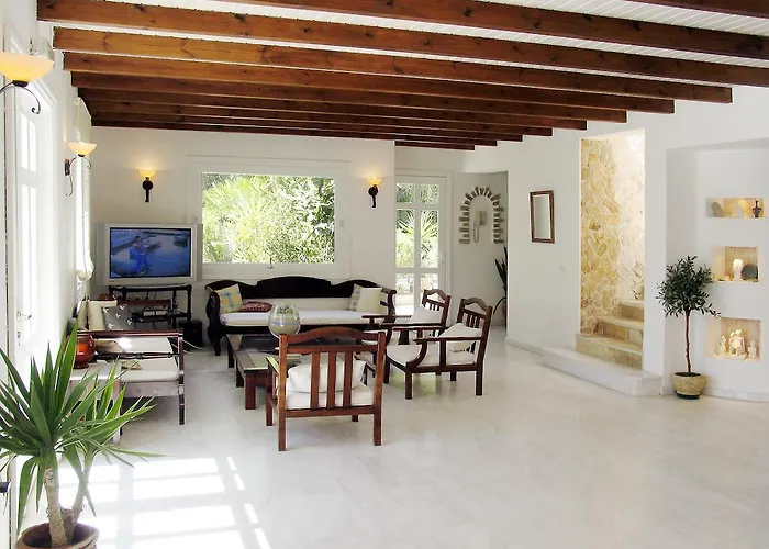 Keros Art Hotel