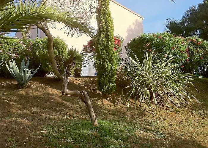Appart F3 Dans Villa Elofred