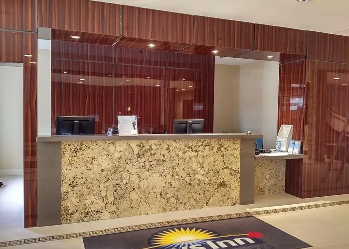 Days Inn By Wyndham Downtown Prince George