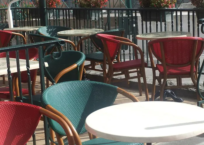Hotel-Cafe Du Trinquet