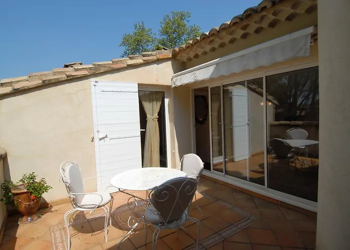 Hostellerie Les Frenes