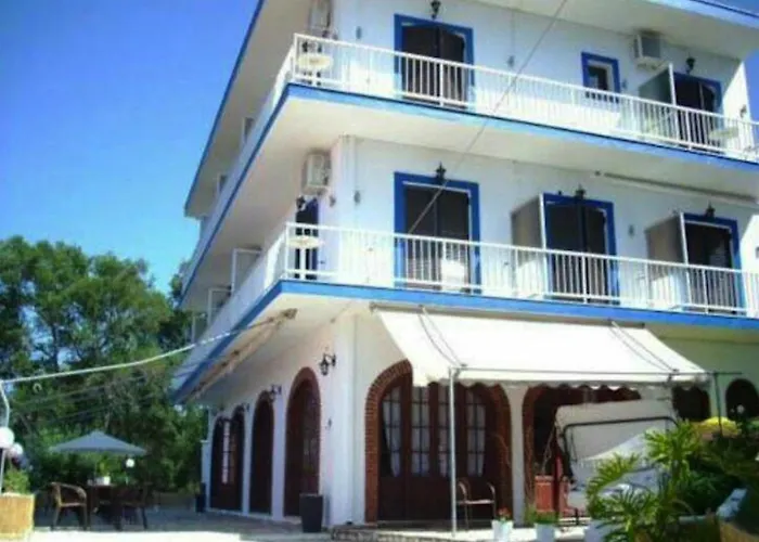 Thomas Art Hotel