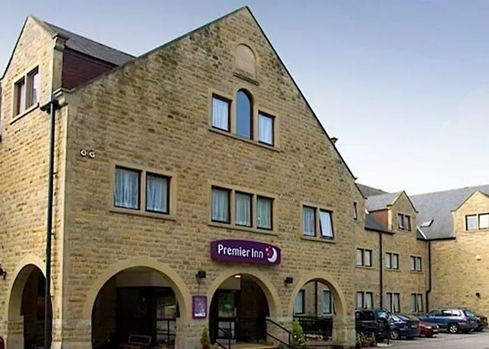 Premier Inn Huddersfield North