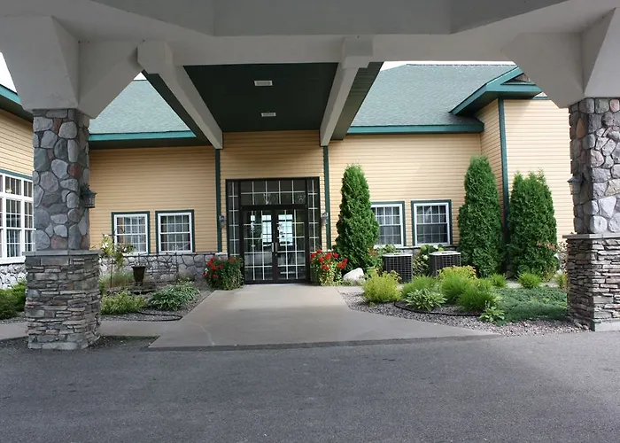 Best Western Lakefront Inn & Suites