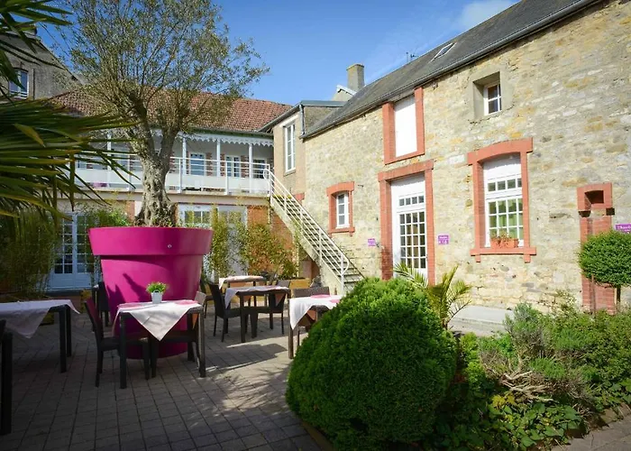 Logis Hotel Restaurant L'Auberge Normande