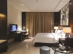 Holliyard Sea View Resort Hotel