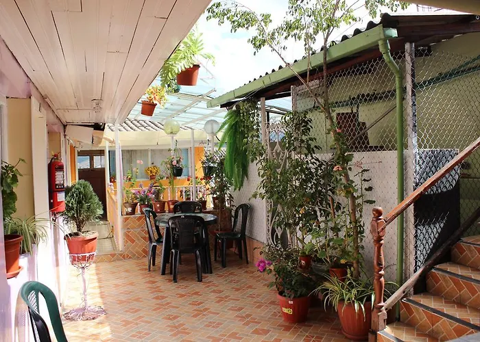 Hostal Yumbo Imperial