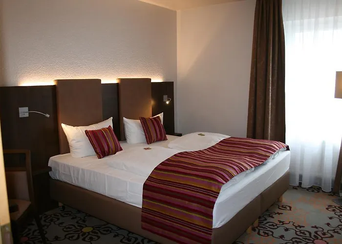 HOTEL PARQÉO im A66